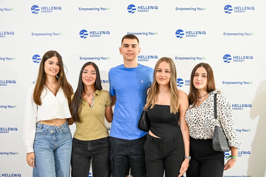 HELLENiQ ENERGY: 17 Χρόνια, 5.700+ Αριστούχοι, Μια Υπόσχεση για το Μέλλον