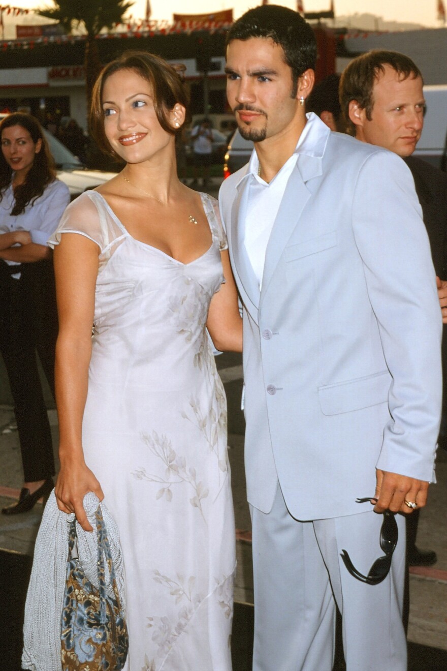 Πρώην σύζυγος της Λόπεζ ξεσπά μετά το «δεν έχω αγαπηθεί πραγματικά» και την κατηγορεί για απιστία: Θα έπρεπε να ντρέπεσαι