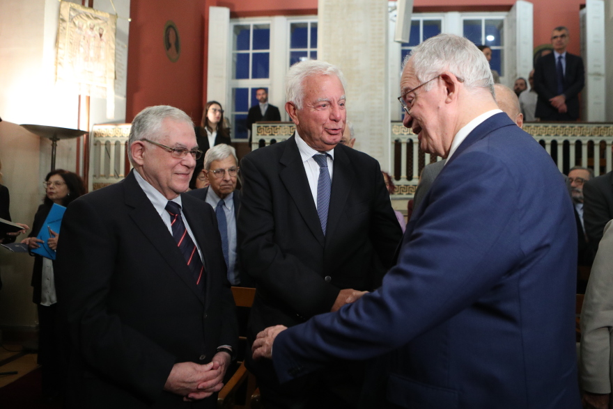 Τιμητική εκδήλωση στο ΕΚΠΑ για τον Γιάννη Στουρνάρα: Η Ελλάδα παράδειγμα οικονομικής προσαρμογής, τόνισε ο διοικητής της ΤτΕ