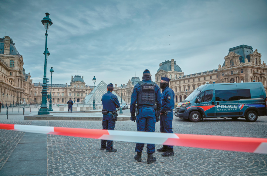 Οι μεγαλύτερες ληστείες μουσείων... πριν το Λούβρο - Ποια αριστουργήματα αγνοούνται ακόμη