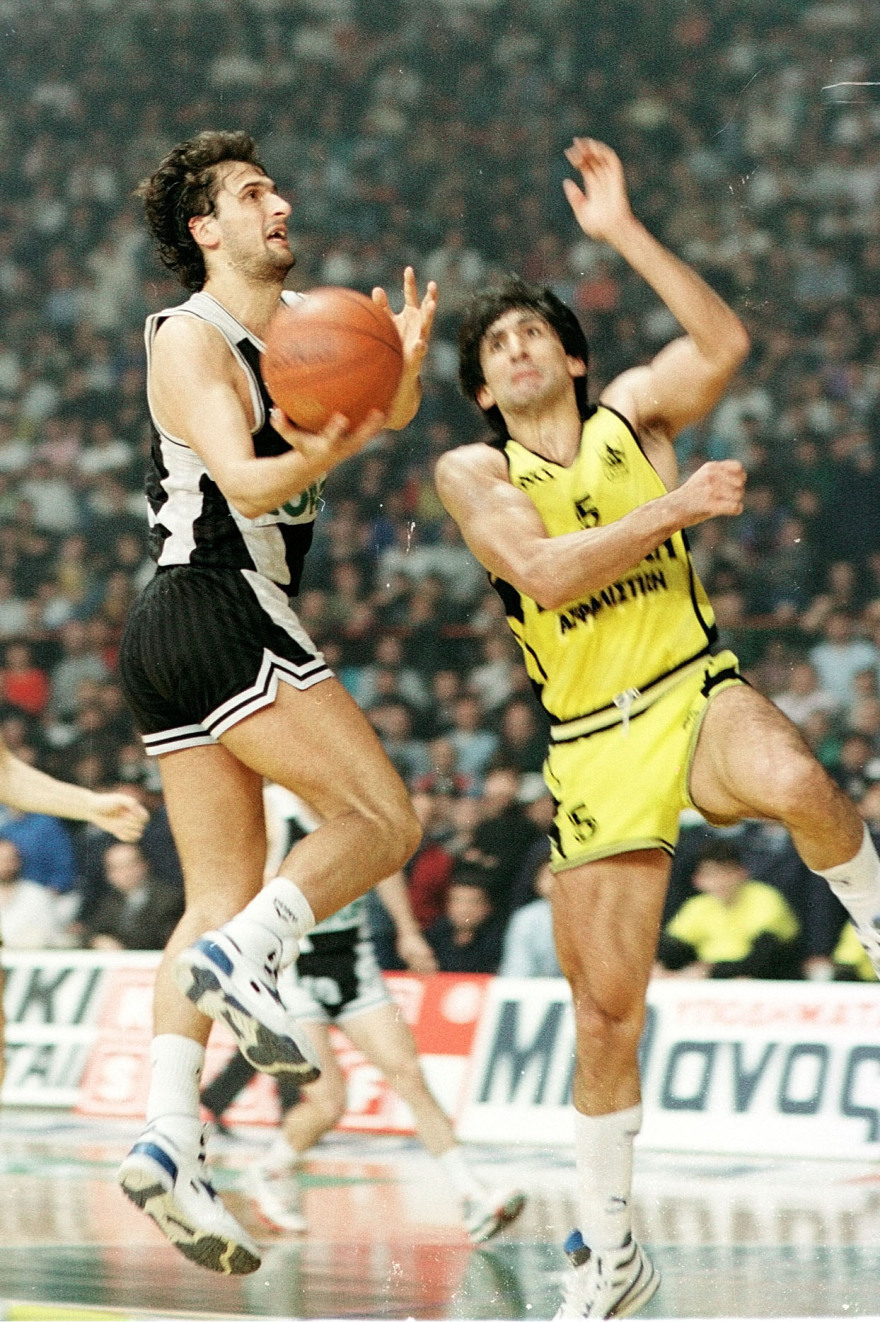 Άρης-ΠΑΟΚ, η προϊστορία: Ο τελικός των ξυρισμένων κεφαλιών, το αήττητο και οι μπουνιές του Γκάλη με τον Μπάνε - Βίντεο και φωτογραφίες 