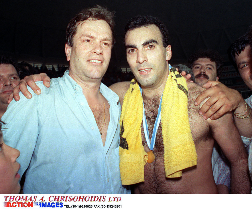 Άρης-ΠΑΟΚ, η προϊστορία: Ο τελικός των ξυρισμένων κεφαλιών, το αήττητο και οι μπουνιές του Γκάλη με τον Μπάνε - Βίντεο και φωτογραφίες 