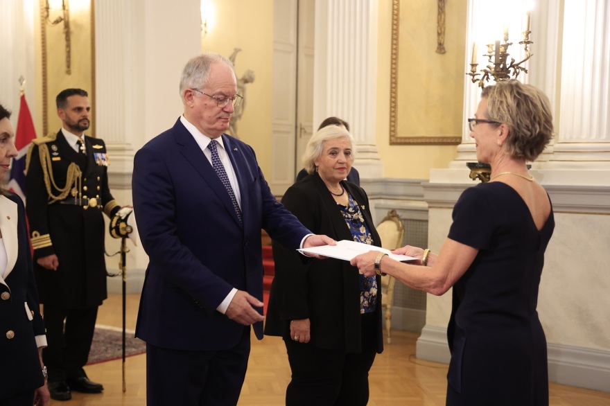 Η Κίμπερλι Γκιλφόιλ υπέβαλε τα διαπιστευτήριά της στον Πρόεδρο της Δημοκρατίας
