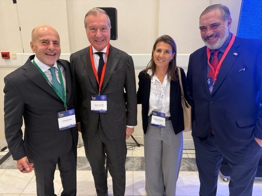 Ζάππειο: Συνάντηση επτά κορυφαίων Ελλήνων εφοπλιστών με τον Αμερικανό υπουργό εσωτερικών Νταγκ Μπέργκμαν
