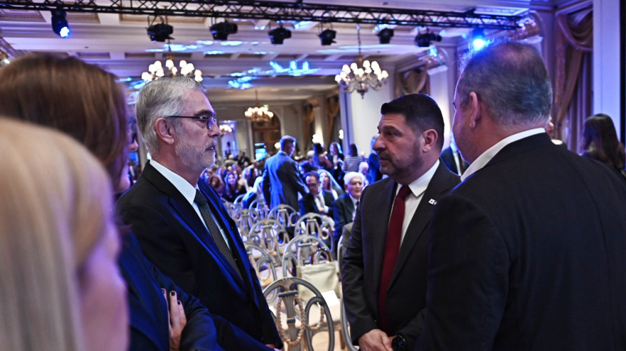 Ο περιφερειάρχης  Αττικής Νίκος Χαρδαλιάς και ο εφοπλιστής Αθανάσιος Λασκαρίδης