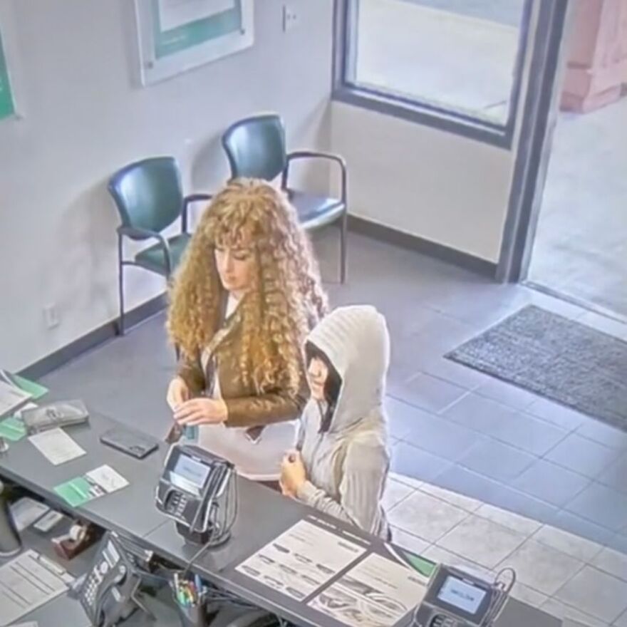 «Πού είναι η Μέλοντι;»: Επί 35 μέρες, η Αμερική ψάχνει ένα 9χρονο κορίτσι - Η μητέρα της ήταν ο τελευταίος άνθρωπος που την είδε, αλλά δεν μιλάει στις Αρχές
