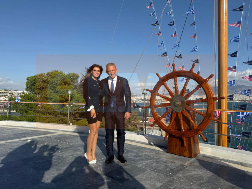 Κίμπερλι Γκιλφόιλ: «Προσωπική δέσμευση του προέδρου Τραμπ η ενίσχυση της συνεργασίας με την Ελλάδα» Κίμπερλι Γκιλφόιλ: «Προσωπική δέσμευση του προέδρου Τραμπ η ενίσχυση της συνεργασίας με την Ελλάδα»