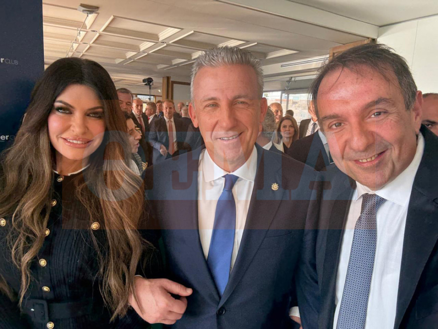 Κίμπερλι Γκιλφόιλ: «Προσωπική δέσμευση του προέδρου Τραμπ η ενίσχυση της συνεργασίας με την Ελλάδα» Κίμπερλι Γκιλφόιλ: «Προσωπική δέσμευση του προέδρου Τραμπ η ενίσχυση της συνεργασίας με την Ελλάδα»