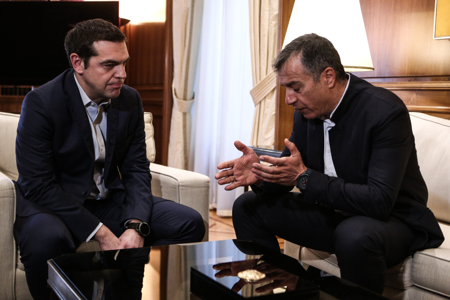 Ο Τσίπρας κράζει Πολάκη, Ζωή, Βαρουφάκη, Παππά, Κασσελάκη, θαυμάζει Προκόπη και (ολίγον) Καμμένο, άφωνος για Καραμανλή 