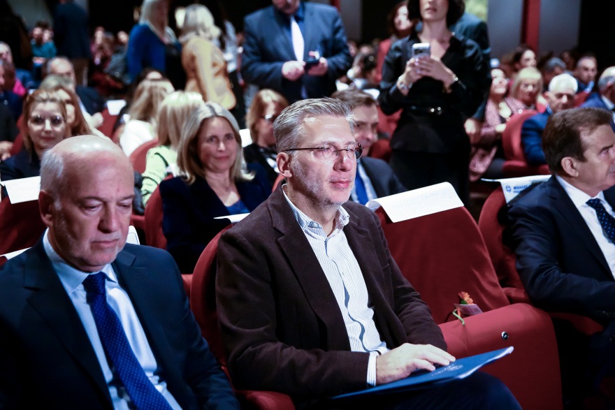 Χρυσοχοΐδης: Είμαστε στα χαρακώματα για την εξάλειψη της βίας κατά των γυναικών - Πάνω από 90 ενεργοποίησεις του Panic Button κάθε μήνα