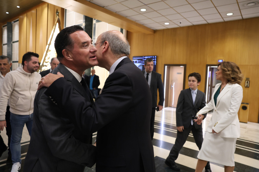 «Δεν έμεινε ούτε ένα αντίτυπο» - Ο Άδωνις Γεωργιάδης παρουσίασε το νέο του βιβλίο, ποιοι πήγαν