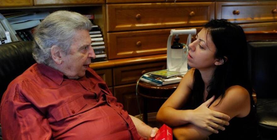 Μίκης Θεοδωράκης: Φοιτητές από 11 χώρες ερμηνεύουν τα τραγούδια του σε έξι διαφορετικές γλώσσες 