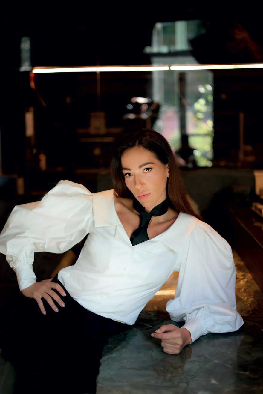 Ηρώ Πεκτέση: «Στη σκηνή ή στη μόδα, όταν δημιουργώ, βάζω την αλήθεια μου»