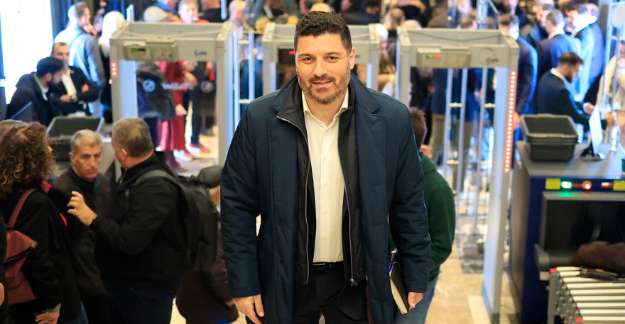 Νέο κόμμα με αυτοοργάνωση προανήγγειλε ο Τσίπρας και είπε ότι τα κόμματα του προοδευτικού χώρου έχουν κλείσει τον κύκλο τους