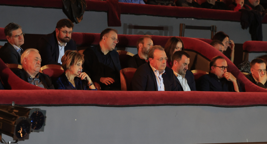 Αλέξης Τσίπρας: Γιατί κράτησε σε απόσταση τους πρώην συντρόφους του, αναβρασμός σε ΣΥΡΙΖΑ και Νέα Αριστερά για τον εξώστη στην παρουσίαση της Ιθάκης