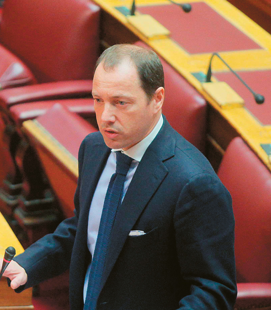 Οικογενειακός εμφύλιος - Αγωγή του Ανδρέα Ψυχάρη στη χήρα του πατέρα του για 19 τεράστιας αξίας έργα τέχνης Οικογενειακός εμφύλιος - Αγωγή του Ανδρέα Ψυχάρη στη χήρα του πατέρα του για 19 τεράστιας αξίας έργα τέχνης