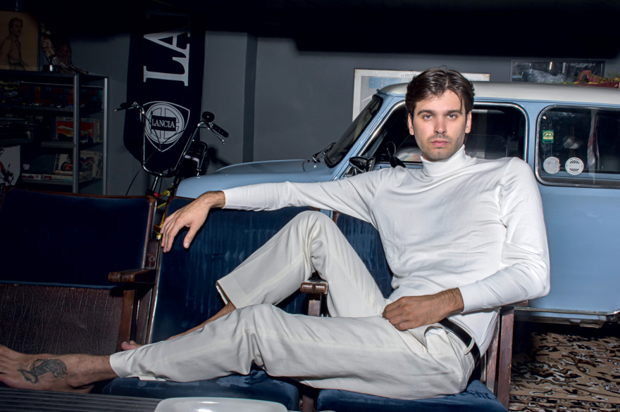 Σταμάτης Μπάκνης: Όταν με βλέπουν στη σκηνή, δεν με αναγνωρίζουν