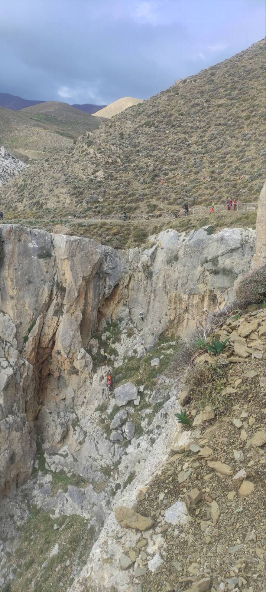 Πώς ο 37χρονος Στέλιος έχασε τη ζωή του σε φαράγγι στην Κρήτη: Ο τραυματισμός στο πόδι και ο περίπατος που κατέληξε σε τραγωδία Πώς ο 37χρονος Στέλιος έχασε τη ζωή του σε φαράγγι στην Κρήτη: Ο τραυματισμός στο πόδι και ο περίπατος που κατέληξε σε τραγωδία