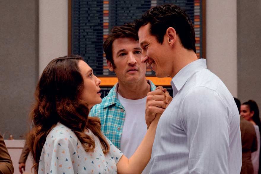 Κάλουμ Τέρνερ: Ο σταρ που αγάπησε η Ντούα Λίπα είναι πρώην μοντέλο και προβάρει το κοστούμι του Τζέιμς Μποντ