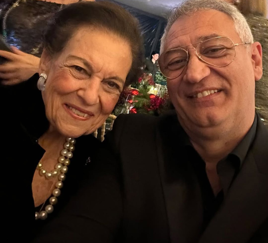 Φωτογραφίες και βίντεο: Το χριστουγεννιάτικο δείπνο Αγάπης από την «ΕΛΠΙΔΑ» - Ποιοι παρέστησαν