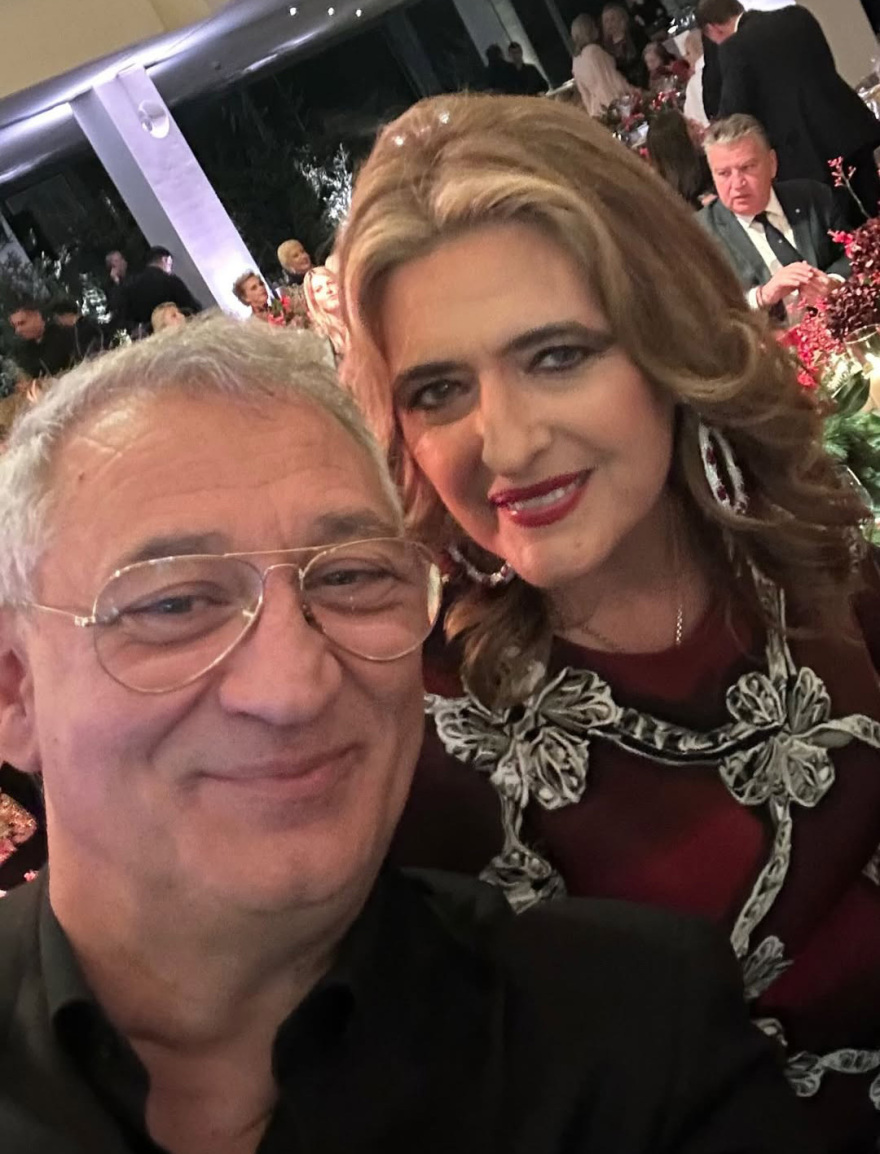 Φωτογραφίες και βίντεο: Το χριστουγεννιάτικο δείπνο Αγάπης από την «ΕΛΠΙΔΑ» - Ποιοι παρέστησαν