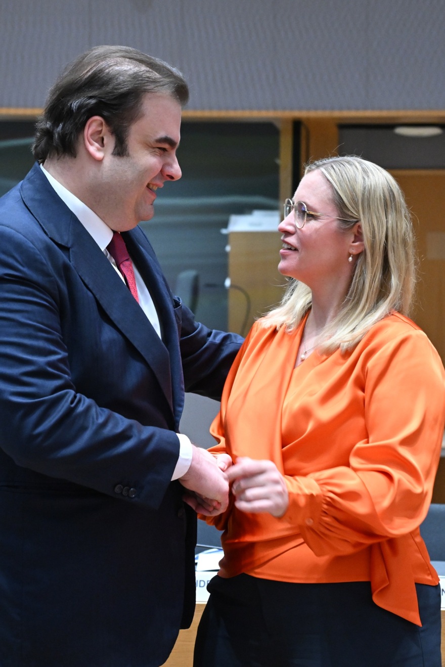 Συγχαρητήρια στον Πιερρακάκη από συναδέλφους του στο Ecofin - Φωτογραφίες από τη συνεδρίαση