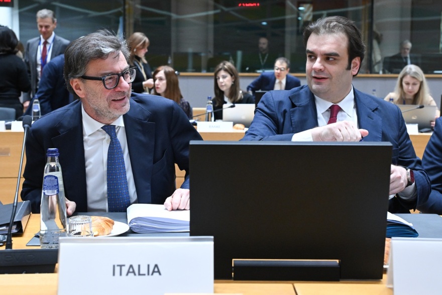 Συγχαρητήρια στον Πιερρακάκη από συναδέλφους του στο Ecofin - Φωτογραφίες από τη συνεδρίαση