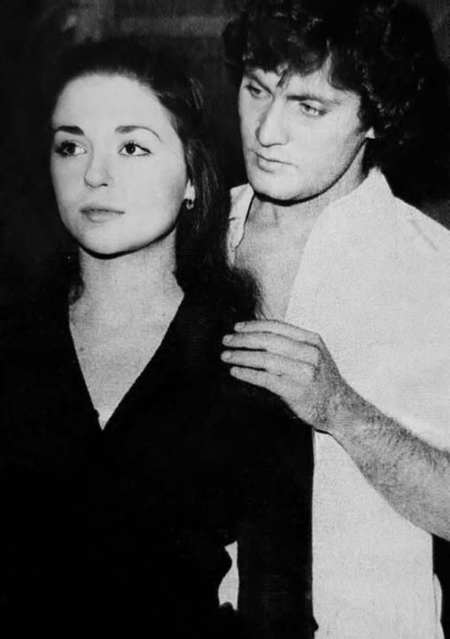 Αλμπέρτο Εσκενάζυ, o ωραίος της σκηνής και της οθόνης που έβαλε την οικογένεια πάνω από την καριέρα 