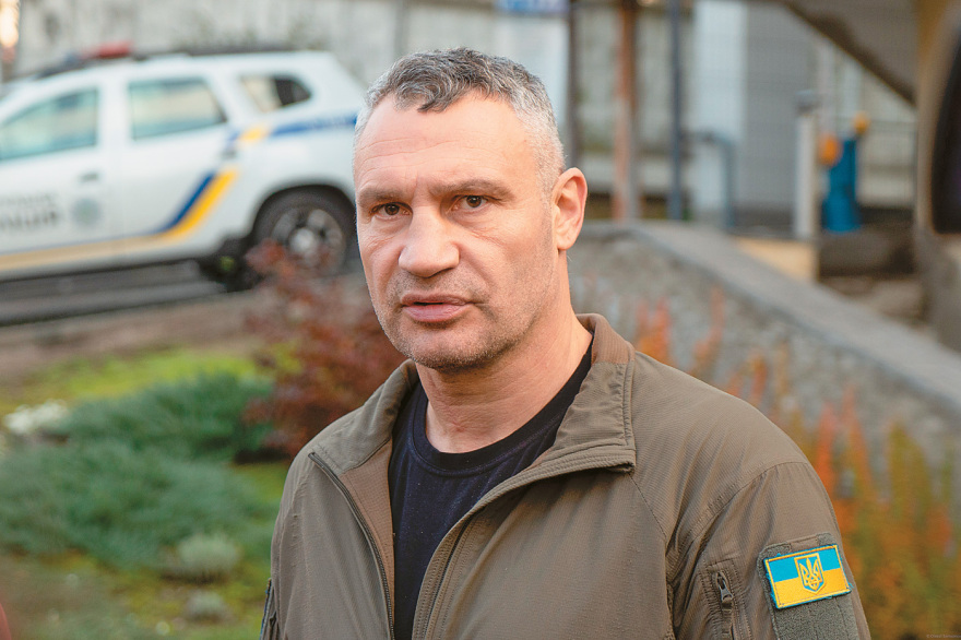 Ποιος είναι ο «Σιδερένιος Στρατηγός» Ζαλούζνι, πιθανός αντίπαλος του Ζελένσκι στις κάλπες - Ασφυκτικές πιέσεις στην Ουκρανία για εκλογές
