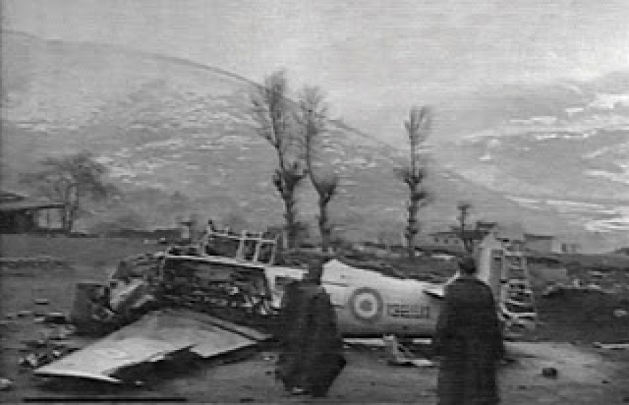 Η κατάληψη του Καρπενησίου από τον ΔΣΕ το 1949 και ο Καπετάν Γιώτης (Χαρίλαος Φλωράκης)

