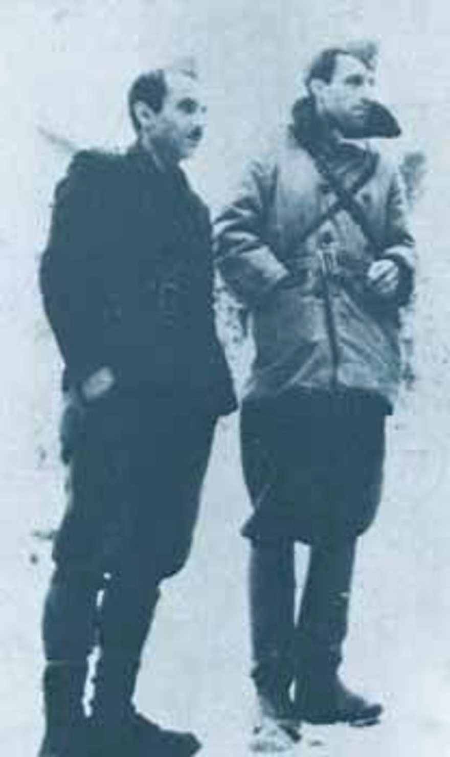 Η κατάληψη του Καρπενησίου από τον ΔΣΕ το 1949 και ο Καπετάν Γιώτης (Χαρίλαος Φλωράκης)

