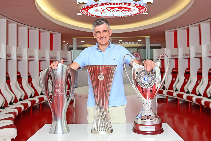 Oλυμπιακός: Ανανέωσε έως το 2027 ο Χοσέ Λουίς Μεντιλίμπαρ