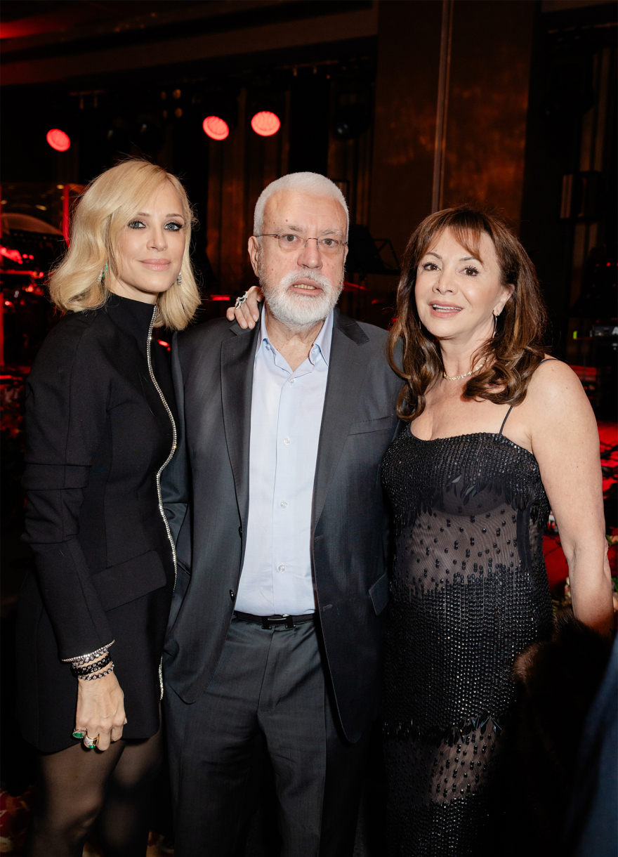 Μια λαμπερή χριστουγεννιάτικη βραδιά από την «Καλλιπάτειρα»