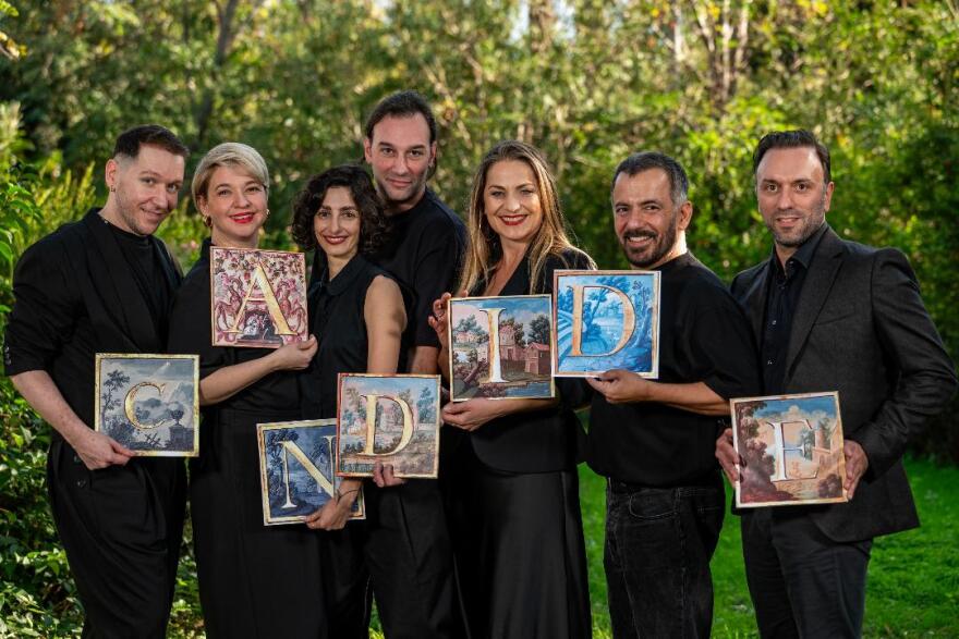 Λέοναρντ Μπερνστάιν: Το αριστουργηματικό έργο του «Candide» σε πανελλήνια πρεμιέρα στο Μέγαρο Μουσικής Αθηνών 