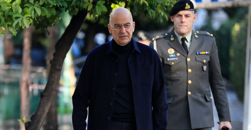 Την παράταση της θητείας των Αρχηγών των Γενικών Επιτελείων Στρατού, Ναυτικού και Αεροπορίας αποφάσισε το ΚΥΣΕΑ