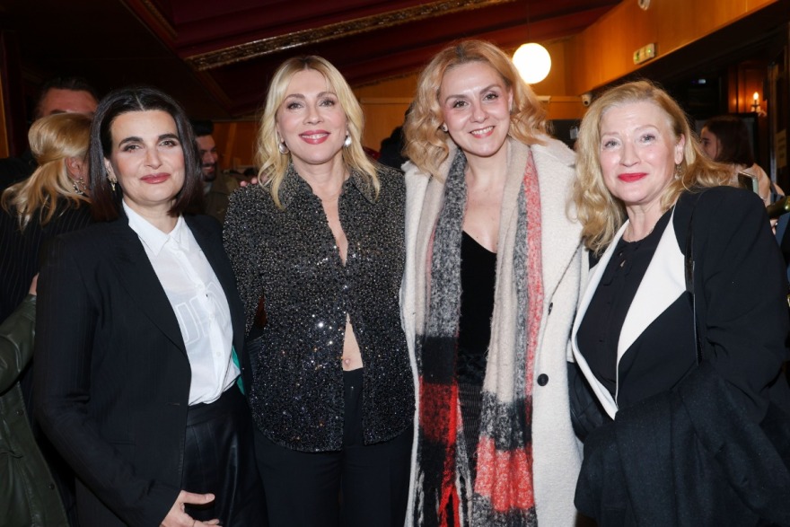 Η Σμαράγδα Καρύδη έκανε την πρώτη δημόσια εμφάνιση μετά την είδηση του χωρισμού της από τον Θοδωρή Αθερίδη