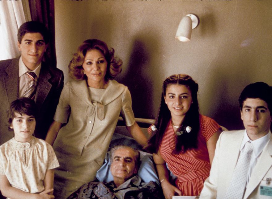 &Phi;&alpha;&rho;ά&chi; &Nu;&tau;&iota;&mu;&pi;ά &Pi;&alpha;&chi;&lambda;&alpha;&beta;ί, &eta; &iota;&sigma;&tau;&omicron;&rho;ί&alpha; &tau;&eta;&sigmaf; &pi;&rho;ώ&tau;&eta;&sigmaf; &kappa;&alpha;&iota; &tau;&epsilon;&lambda;&epsilon;&upsilon;&tau;&alpha;ί&alpha;&sigmaf; &laquo;&alpha;&upsilon;&tau;&omicron;&kappa;&rho;ά&tau;&epsilon;&iota;&rho;&alpha;&sigmaf;&raquo; &tau;&omicron;&upsilon; &Iota;&rho;ά&nu;