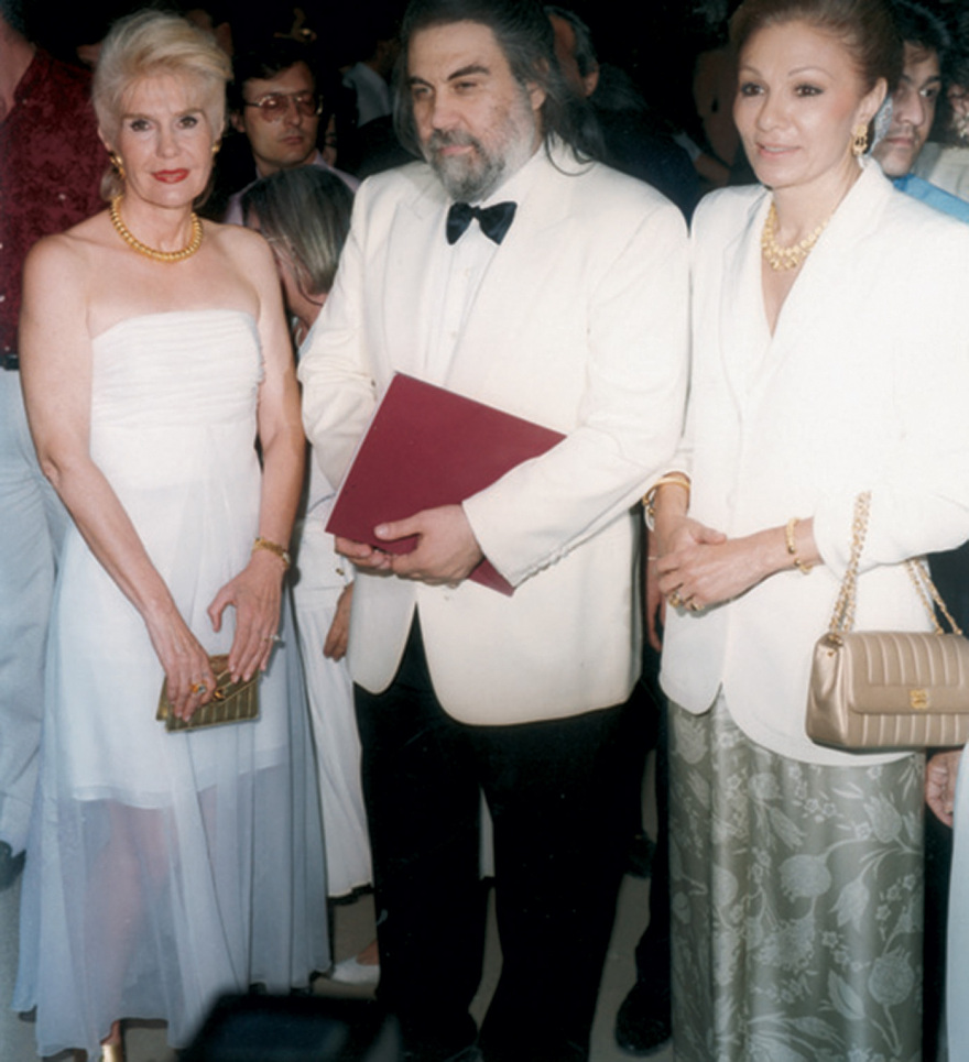 &Phi;&alpha;&rho;ά&chi; &Nu;&tau;&iota;&mu;&pi;ά &Pi;&alpha;&chi;&lambda;&alpha;&beta;ί, &eta; &iota;&sigma;&tau;&omicron;&rho;ί&alpha; &tau;&eta;&sigmaf; &pi;&rho;ώ&tau;&eta;&sigmaf; &kappa;&alpha;&iota; &tau;&epsilon;&lambda;&epsilon;&upsilon;&tau;&alpha;ί&alpha;&sigmaf; &laquo;&alpha;&upsilon;&tau;&omicron;&kappa;&rho;ά&tau;&epsilon;&iota;&rho;&alpha;&sigmaf;&raquo; &tau;&omicron;&upsilon; &Iota;&rho;ά&nu;