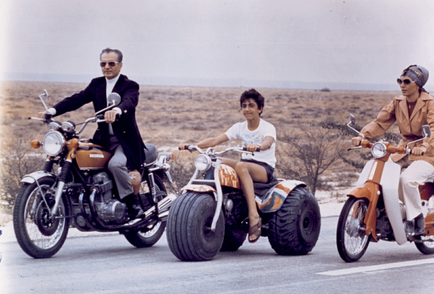 &Phi;&alpha;&rho;ά&chi; &Nu;&tau;&iota;&mu;&pi;ά &Pi;&alpha;&chi;&lambda;&alpha;&beta;ί, &eta; &iota;&sigma;&tau;&omicron;&rho;ί&alpha; &tau;&eta;&sigmaf; &pi;&rho;ώ&tau;&eta;&sigmaf; &kappa;&alpha;&iota; &tau;&epsilon;&lambda;&epsilon;&upsilon;&tau;&alpha;ί&alpha;&sigmaf; &laquo;&alpha;&upsilon;&tau;&omicron;&kappa;&rho;ά&tau;&epsilon;&iota;&rho;&alpha;&sigmaf;&raquo; &tau;&omicron;&upsilon; &Iota;&rho;ά&nu;