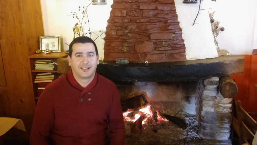 Νεκρός λιμενικός στο Παράλιο Άστρος που έπεσε στη θάλασσα ενώ προσπαθούσε να δέσει σκάφος: «Μας πήρε το κύμα» λέει μάρτυρας