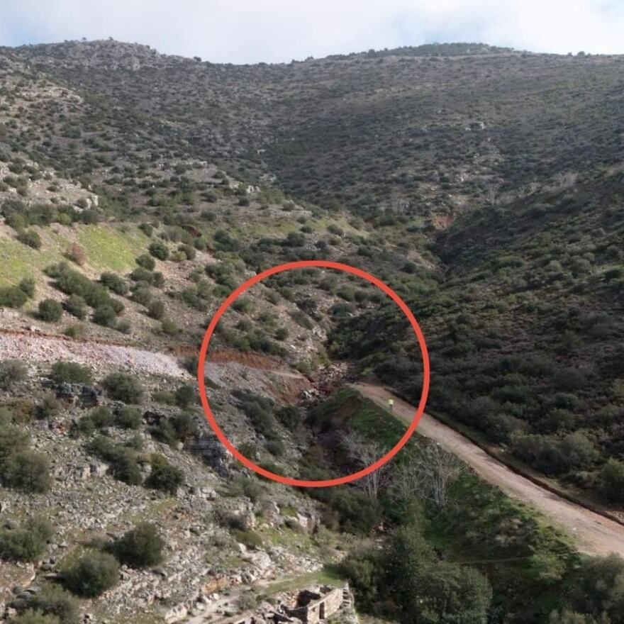 Τα έργα υπογειοποίησης καλωδίων στον Υμηττό καταγγέλλει ο δήμαρχος Γλυφάδας ως κύρια αιτία για τις καταστροφές από την πρόσφατη κακοκαιρία 