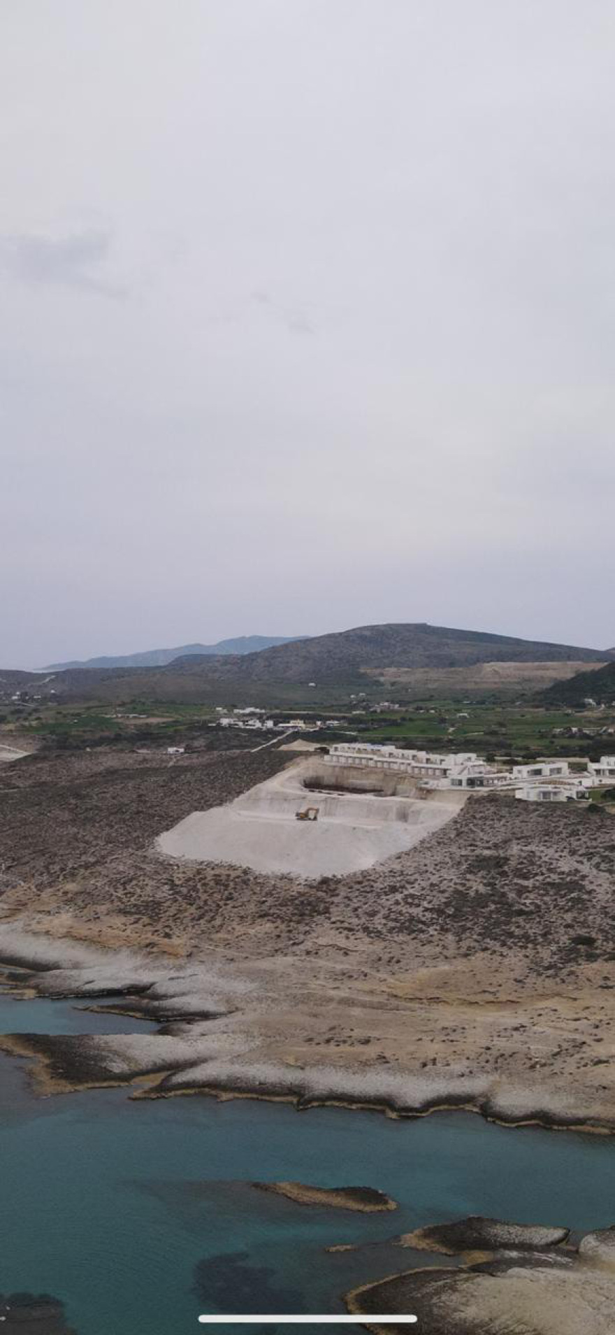 Στοπ στο οικολογικό έγκλημα στη Μήλο, αναστέλλονται οι εργασίες, πάει η Αρχή Διαφάνειας με εντολή Παπασταύρου