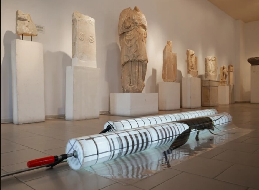 Πέθανε ο διακεκριμένος εικαστικός Γιάννης Μπουτέας - Ποιο έργο του βλέπουμε καθημερινά στη στάση Κεραμεικός του Μετρό