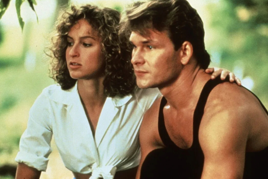 Η Τζένιφερ Γκρέι επιστρέφει μετά από 40 χρόνια στο σίκουελ του «Dirty Dancing», τι θα γίνει με τον ρόλο του Πάτρικ Σουέιζι
