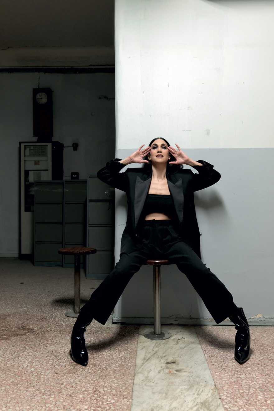 Ανθή Ευστρατιάδου: Ανάμεσα σε δύο κόσμους