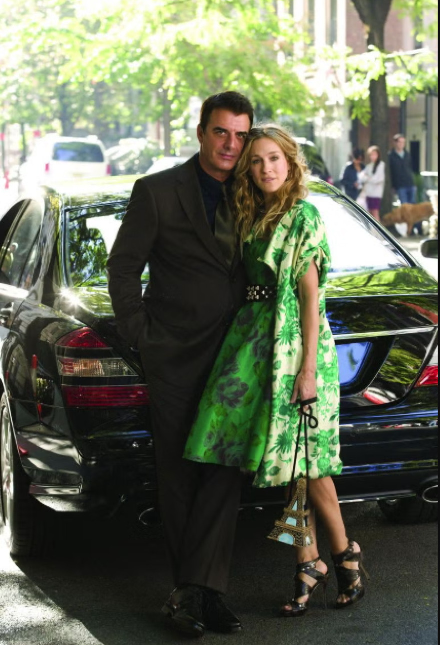 Sex and the City: Ποια είναι η αληθινή Κάρι Μπράντσο, που έρχεται στην Αθήνα για να διηγηθεί τις ιστορίες της 