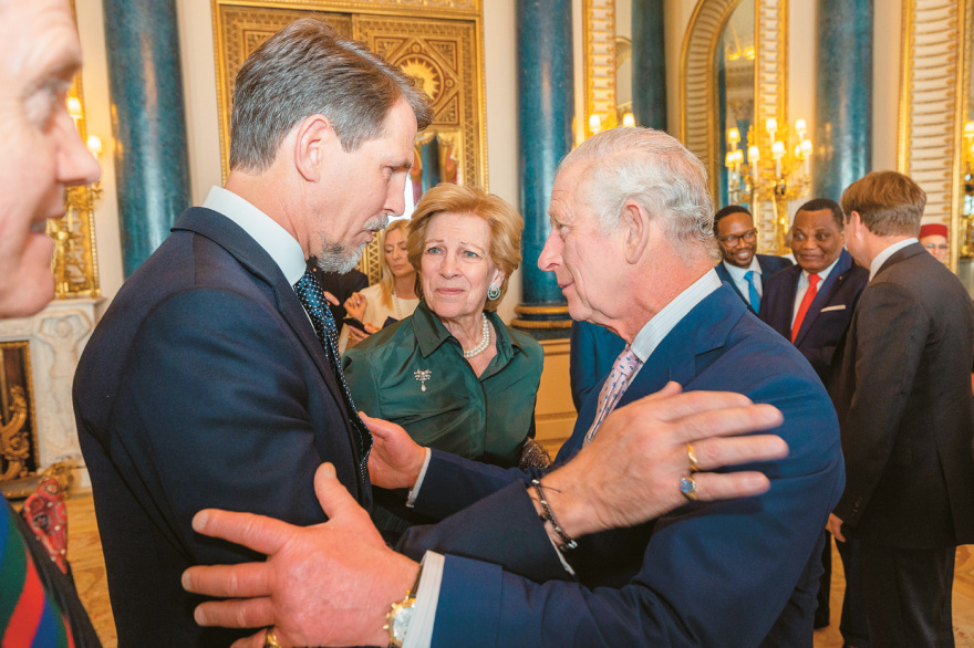 Ο Παύλος ντε Γκρες μιλάει και παρεμβαίνει, αλλά δεν πάει για κόμμα: Ποια είναι τα σχέδιά του 