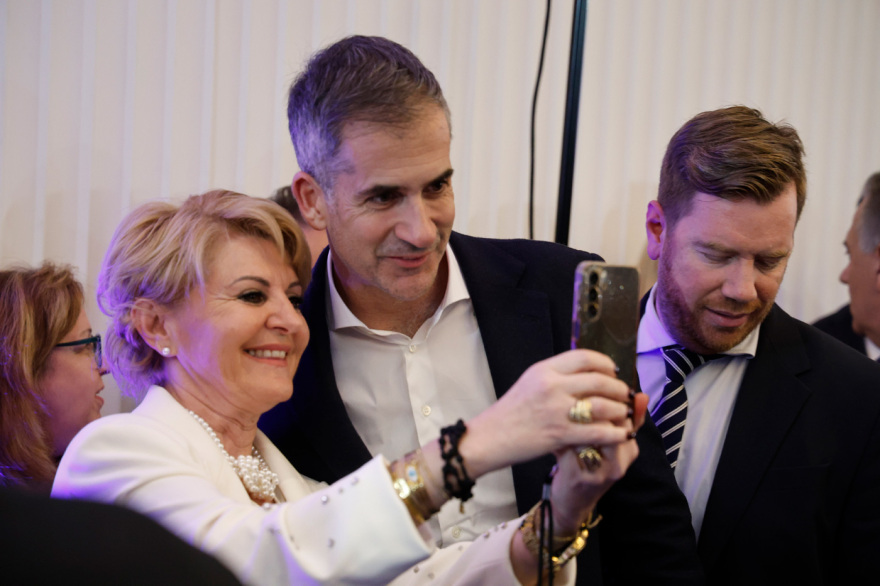 Μητσοτάκης: Οι εκλογές του 2027 θα καθορίσουν την πορεία της Ελλάδος - Οι αιχμές κατά Σαμαρά και Τσίπρα