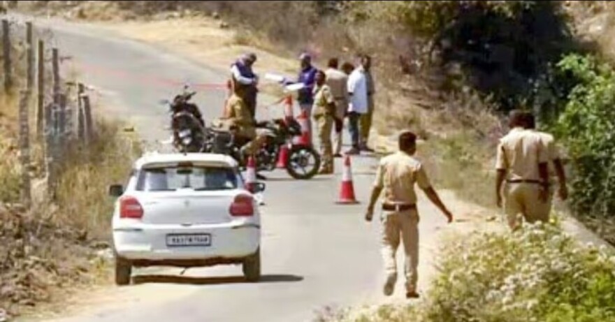 «Με άρπαξαν και με έσυραν»: Τρεις άνδρες βίασαν ομαδικά μια ντόπια και μια τουρίστρια στην Ινδία, έπνιξαν έναν 26χρονο