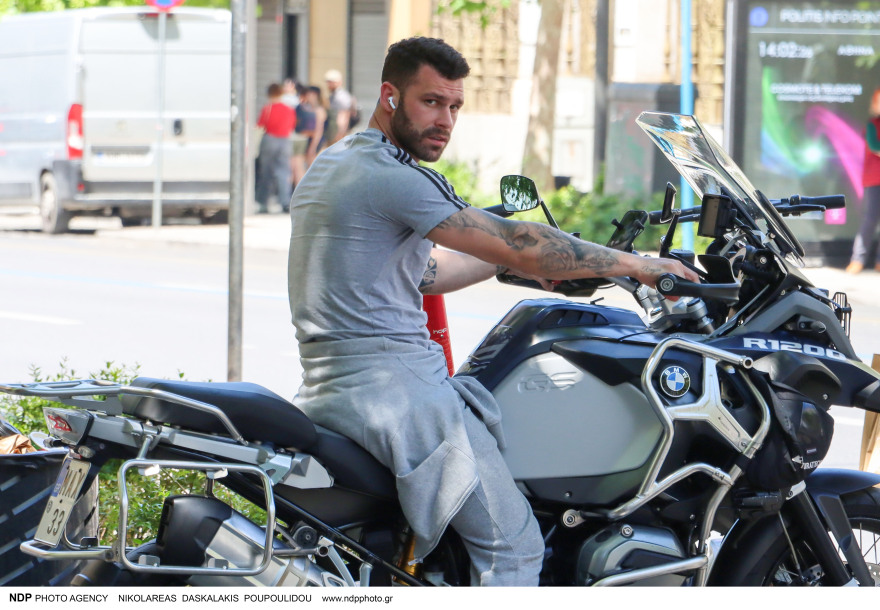 Στάθης Σχίζας: Ο πατέρας μου ταλαιπωρείται 15 χρόνια από Πάρκινσον, του έχει χτυπήσει την πόρτα και η άνοια